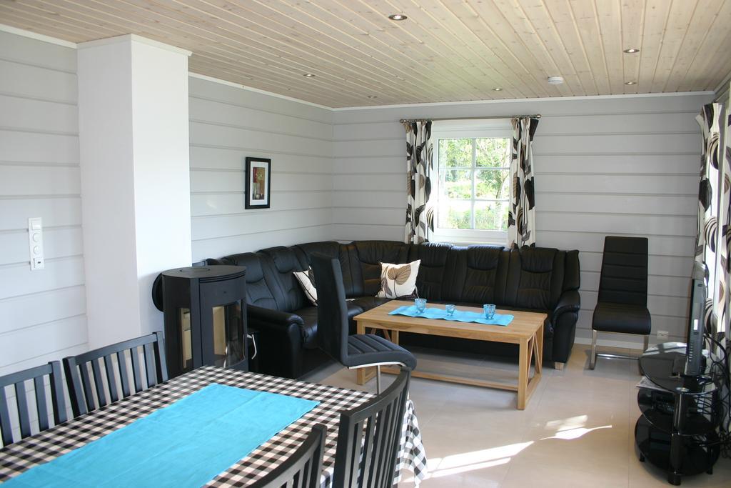Bjornevag Ferie Otel Farsund Oda fotoğraf